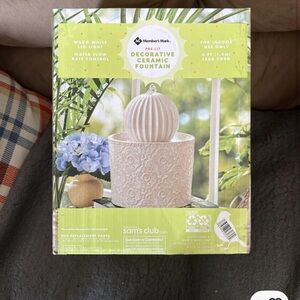 Member's Mark Decorative Ceramic Fountain - White